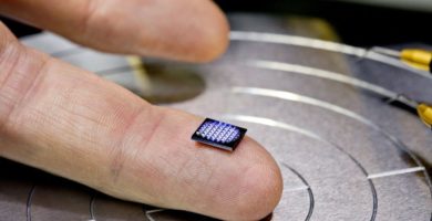 IBM Presenta la Computadora más pequeña del Mundo