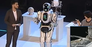 El Robot Ruso de Alta Tecnología "Boris" resultó ser un hombre disfrazado